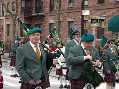 st pats for all parade sunnyside queens photos video st pats for all parade queens sunnyside nyc