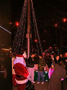 santa at sunnyside neighborhood xmas tree lighting event in Queens NYC
