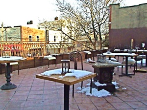 restaurants in astoria outdoor patio