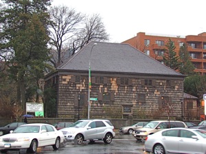 friends meeting house queens history