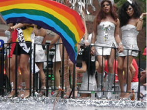 lesbians gay pride parade in jackson heights ny
