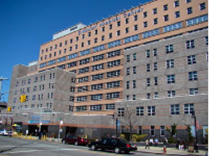 hospitals in queens