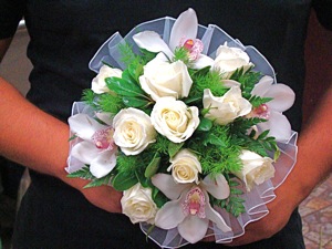 queens flower shops bridal bouquets