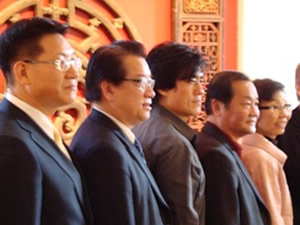 chinese & korean business leaders flushing queens