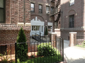 condos in jackson Heights