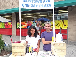 queens dot booth