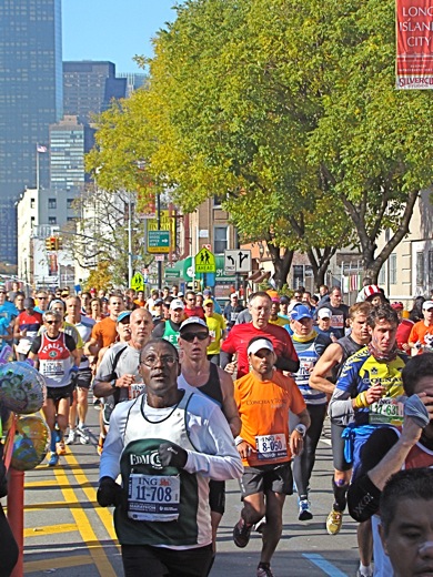 best times to watch the nyc marathon in queens