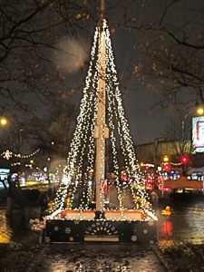 holiday tree lighting events in sunnyside woodside queens