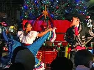 christmas tree lighting in corona