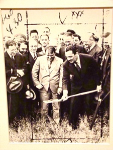 robert moses 1939 worlds fair nyc mayor fiorello laguardia president grover whalen photo 1939 nyc worlds fair