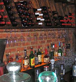 wine martinis mixed drinks astoria ny
