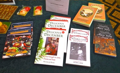 dutch influence origins santa claus nyc