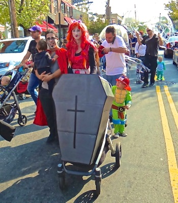 astoria halloween parade